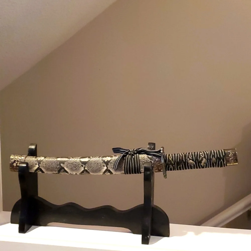 ๐ก Decorative SWORD - Picture 1 of 14